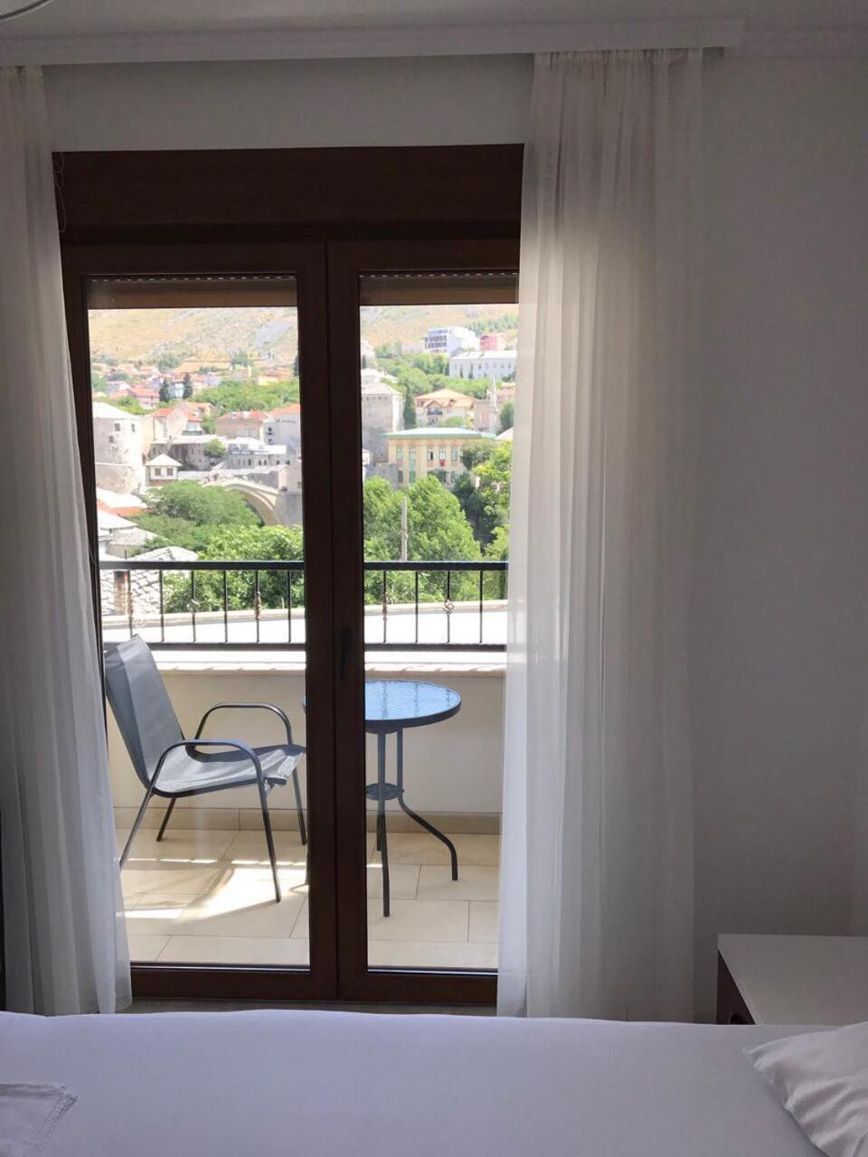 Apartment Light De Luxe - With Old Bridge View Mostar Zewnętrze zdjęcie